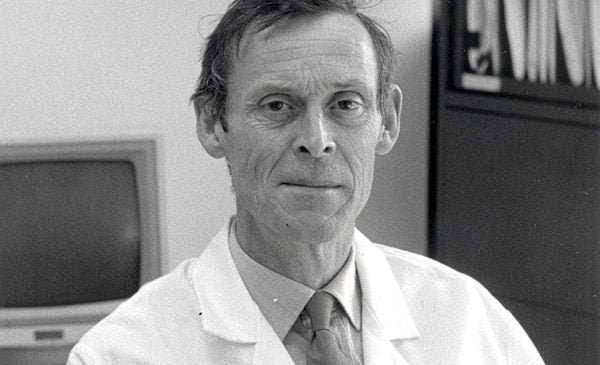 Dr. Mark Wilton, Former Head of Oral Medicine at University of Illinois at Chicago College of Dentistry, Passes away