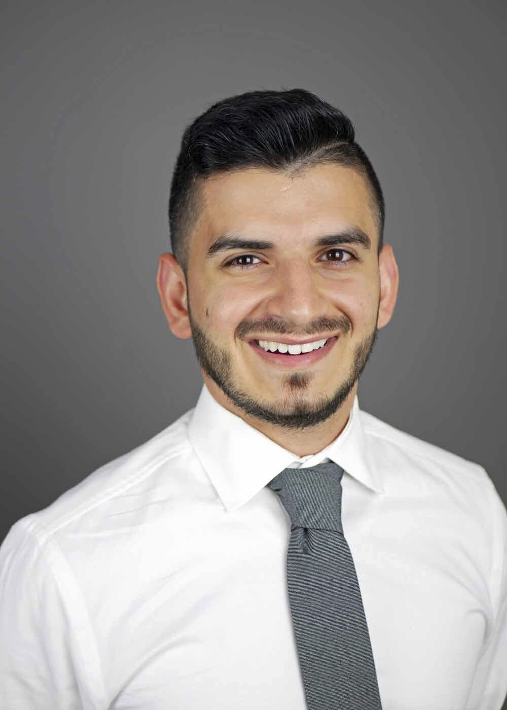 Dr. Samim Taraji, Orthodontist, UIC Orthodontic Alumni, Class of 2022