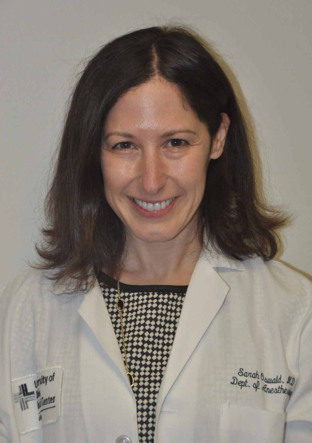 Headshot of Dr. Sarah Oswald